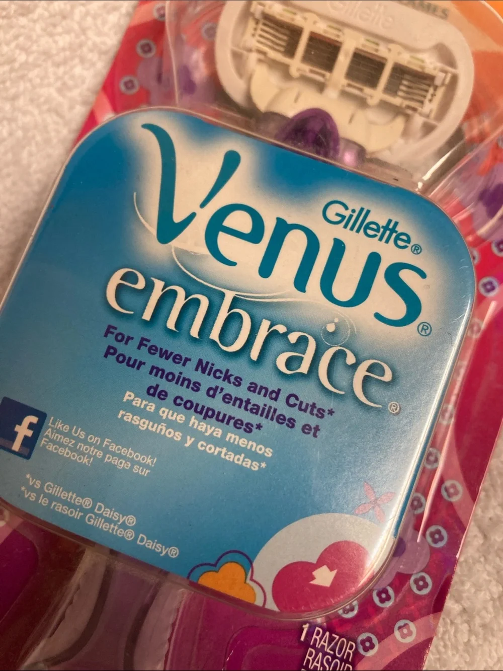 VENUS Embrace Women's Razor - Purple and White